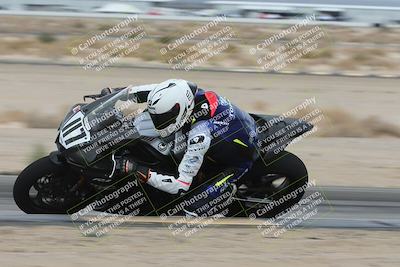 media/Nov-15-2025-Race Pace (Sat) [[8de605a2d8]]/Verified Riders/Turn 9 Inside (950am)/